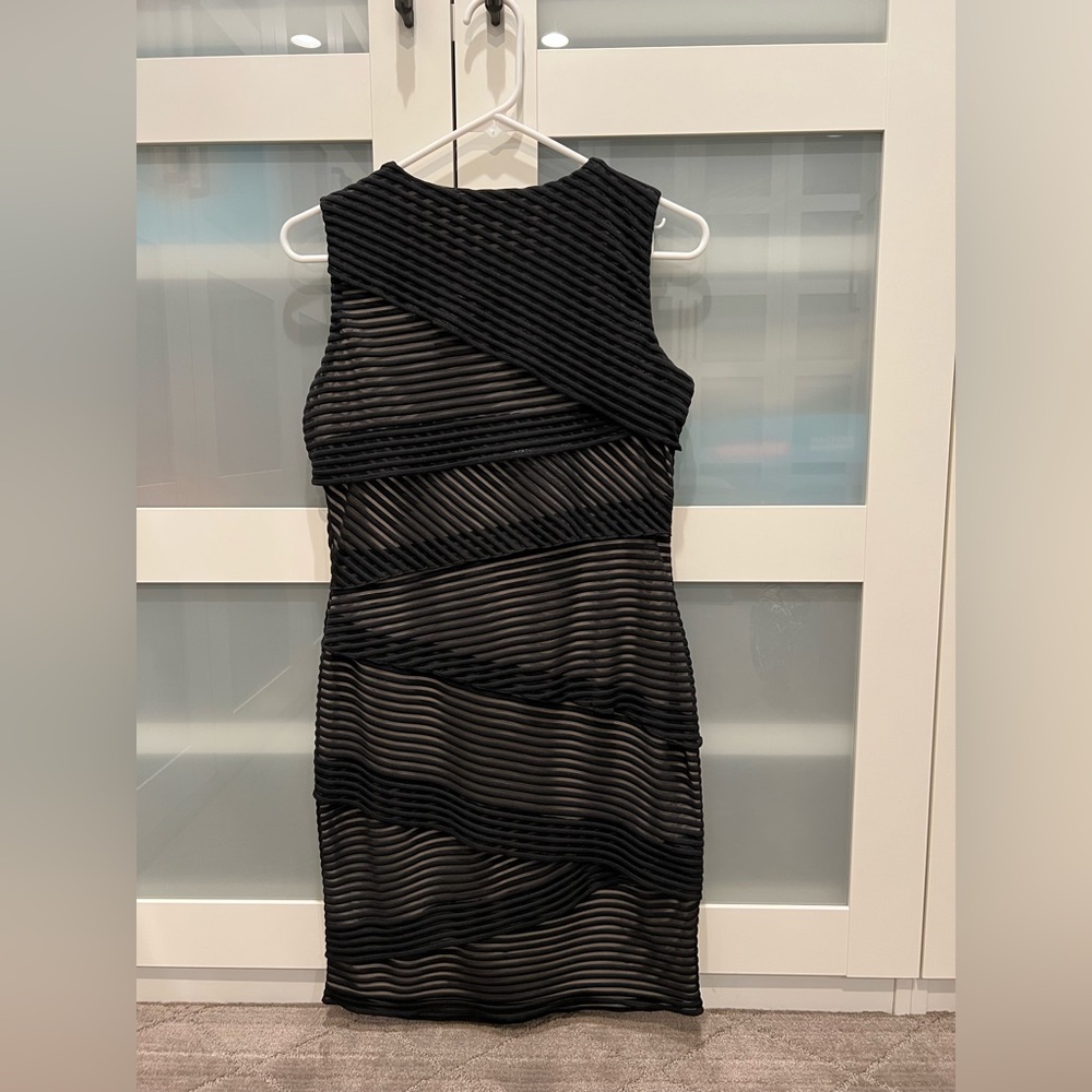 Calvin Klein bodycon dress black & nude NWT - Great for Homecoming - Picture 2 of 10
